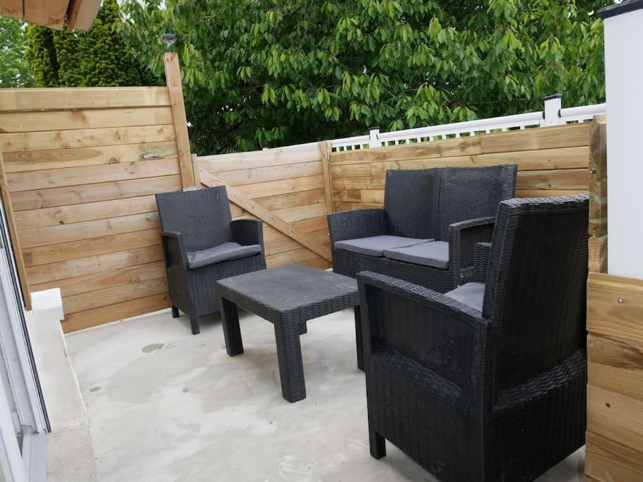 Logement Lumineux Avec Terrasse La Roche-sur-Yon Εξωτερικό φωτογραφία