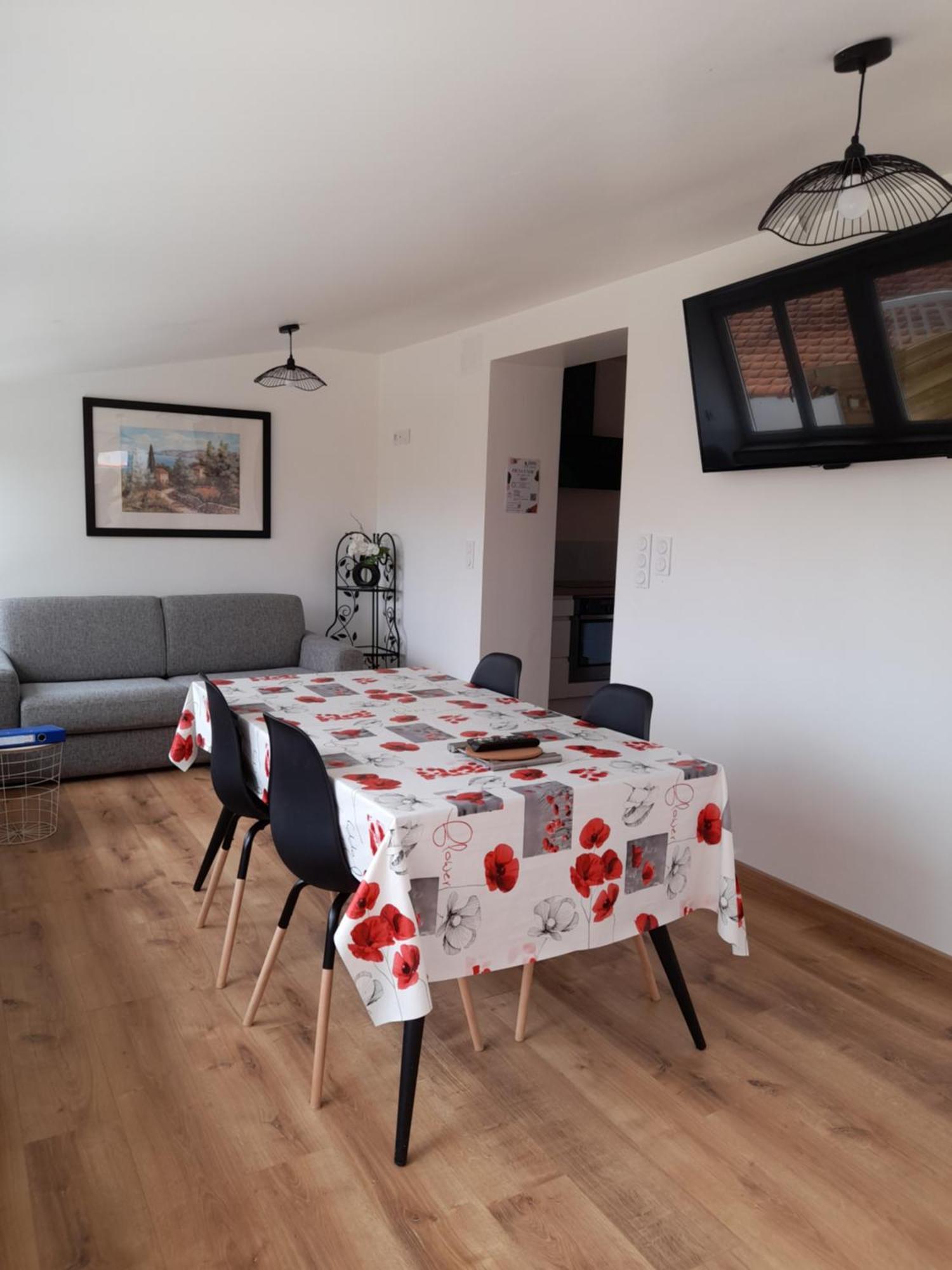 Logement Lumineux Avec Terrasse La Roche-sur-Yon Εξωτερικό φωτογραφία
