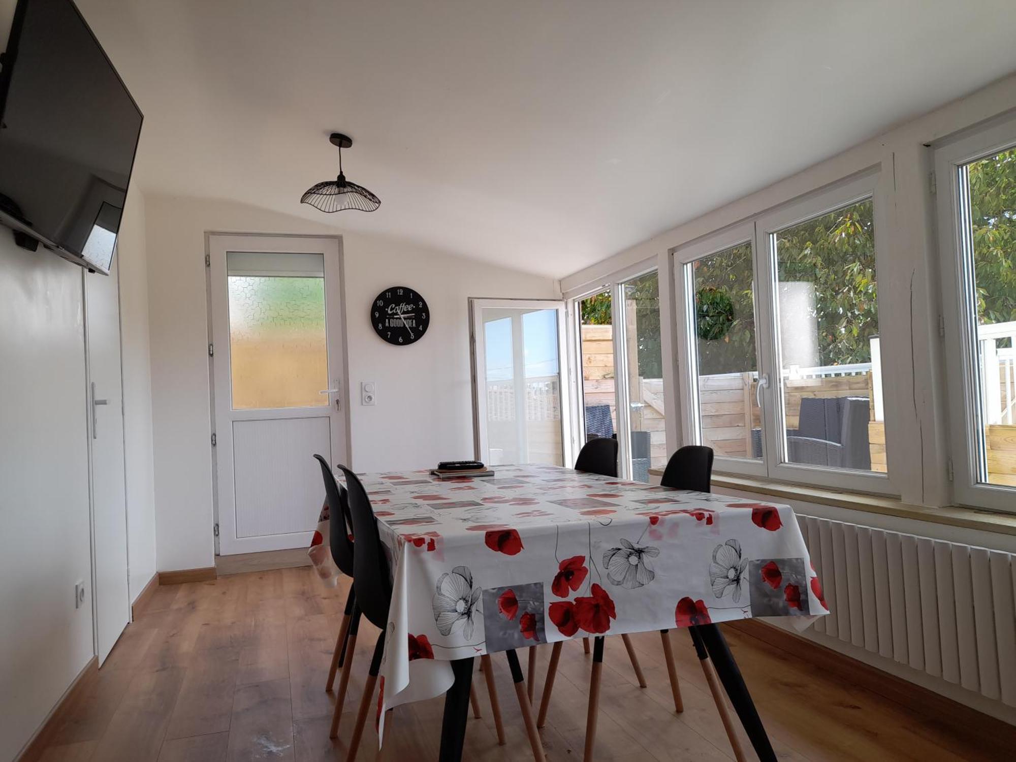 Logement Lumineux Avec Terrasse La Roche-sur-Yon Εξωτερικό φωτογραφία